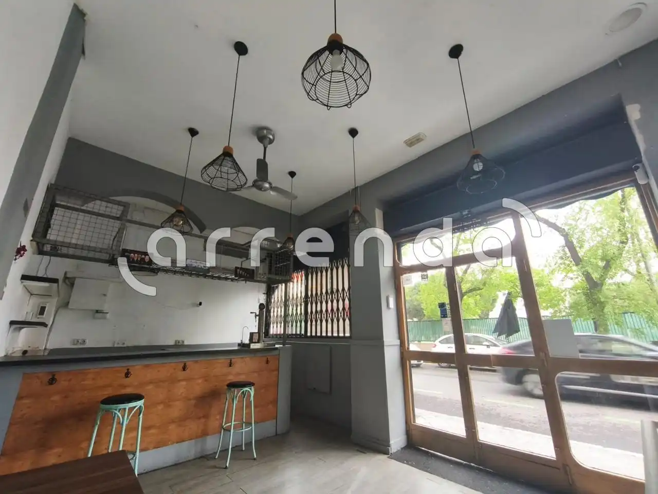 Kitchen of Commercial properties for sale in  Madrid Capital
