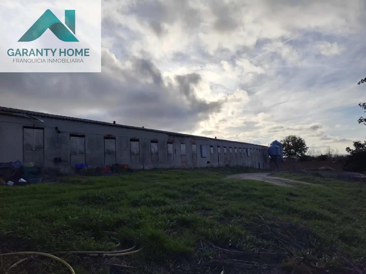 Nau industrial en venda en Recas