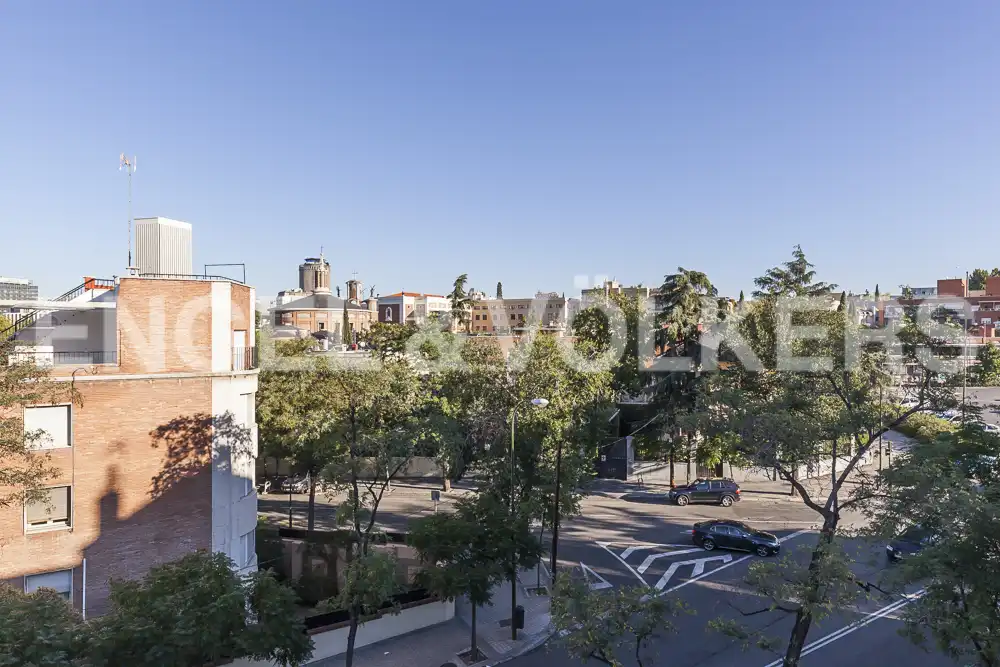 Exterior view of Garage for rent in Madrid
