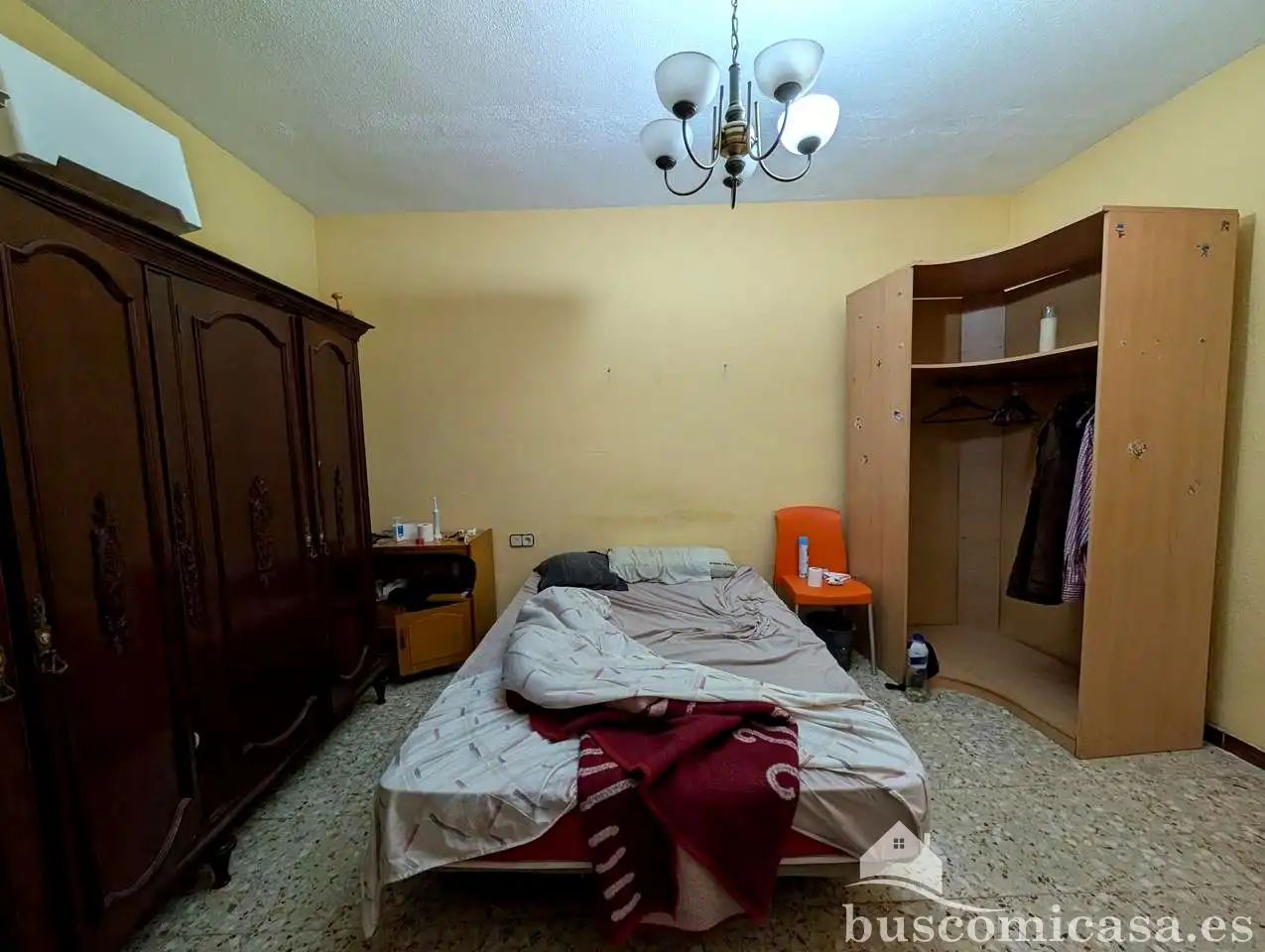 Dormitori de Casa o xalet en venda en Linares amb Aire condicionat, Terrassa i Traster