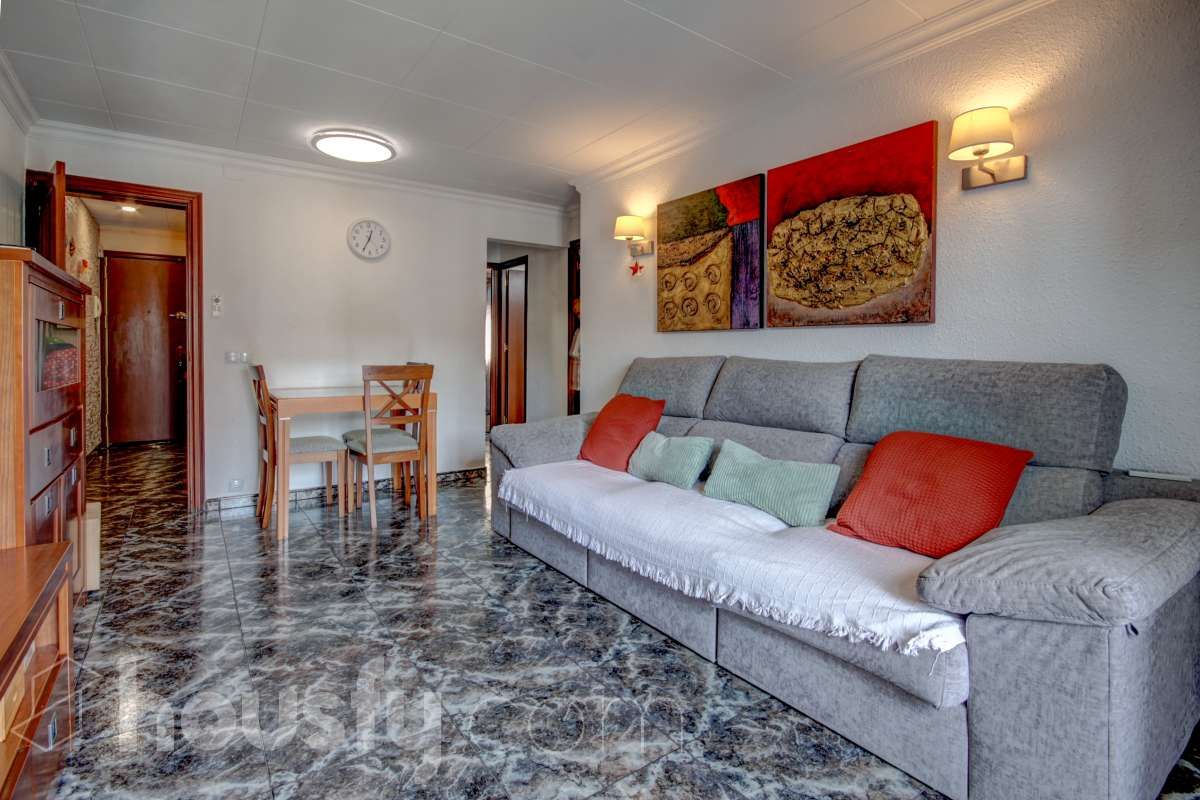 Living room of Flat for sale in Badalona