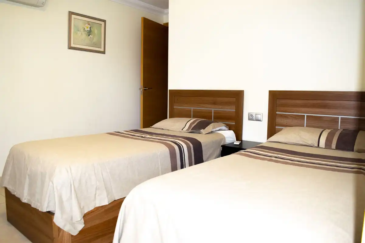 Habitación de Apartamento de alquiler en Benalmádena con Aire acondicionado y Piscina comunitaria