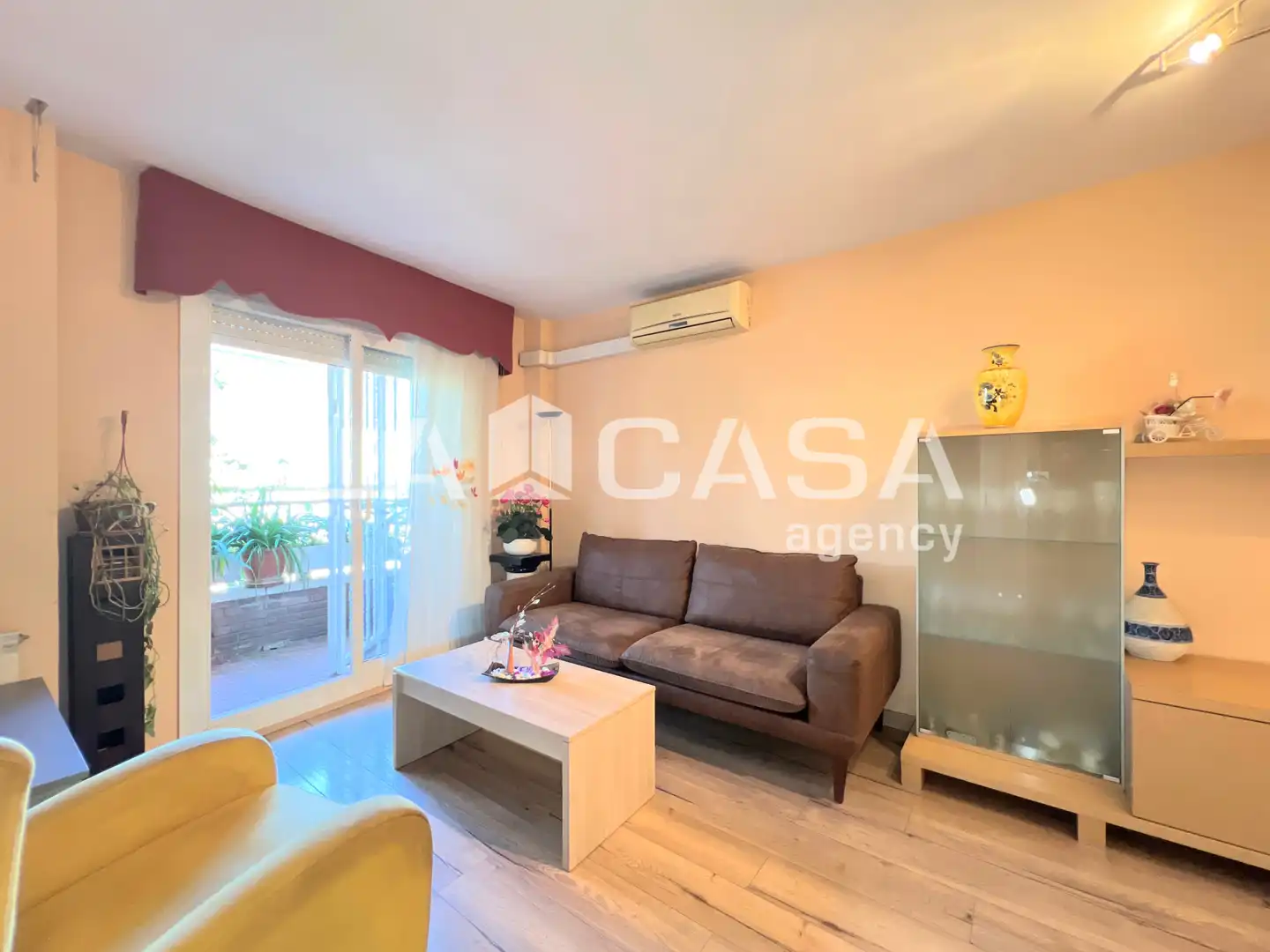 Living room of Flat for sale in Badalona  with Heating and Balcony