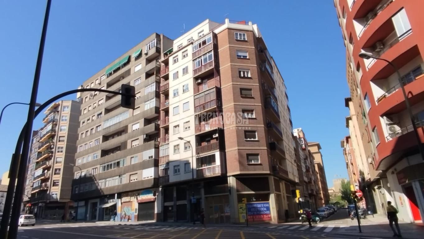 Pis en venda a La Almozara
