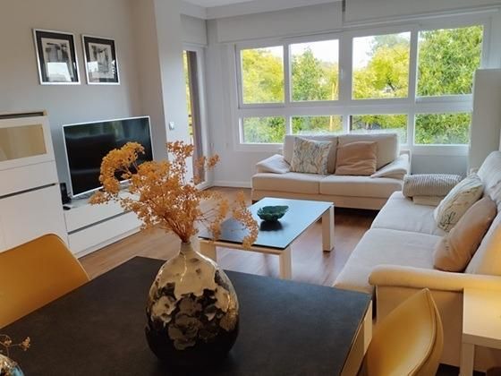 Living room of Flat to rent in  Palma de Mallorca  with Air Conditioner, Heating and Parquet flooring