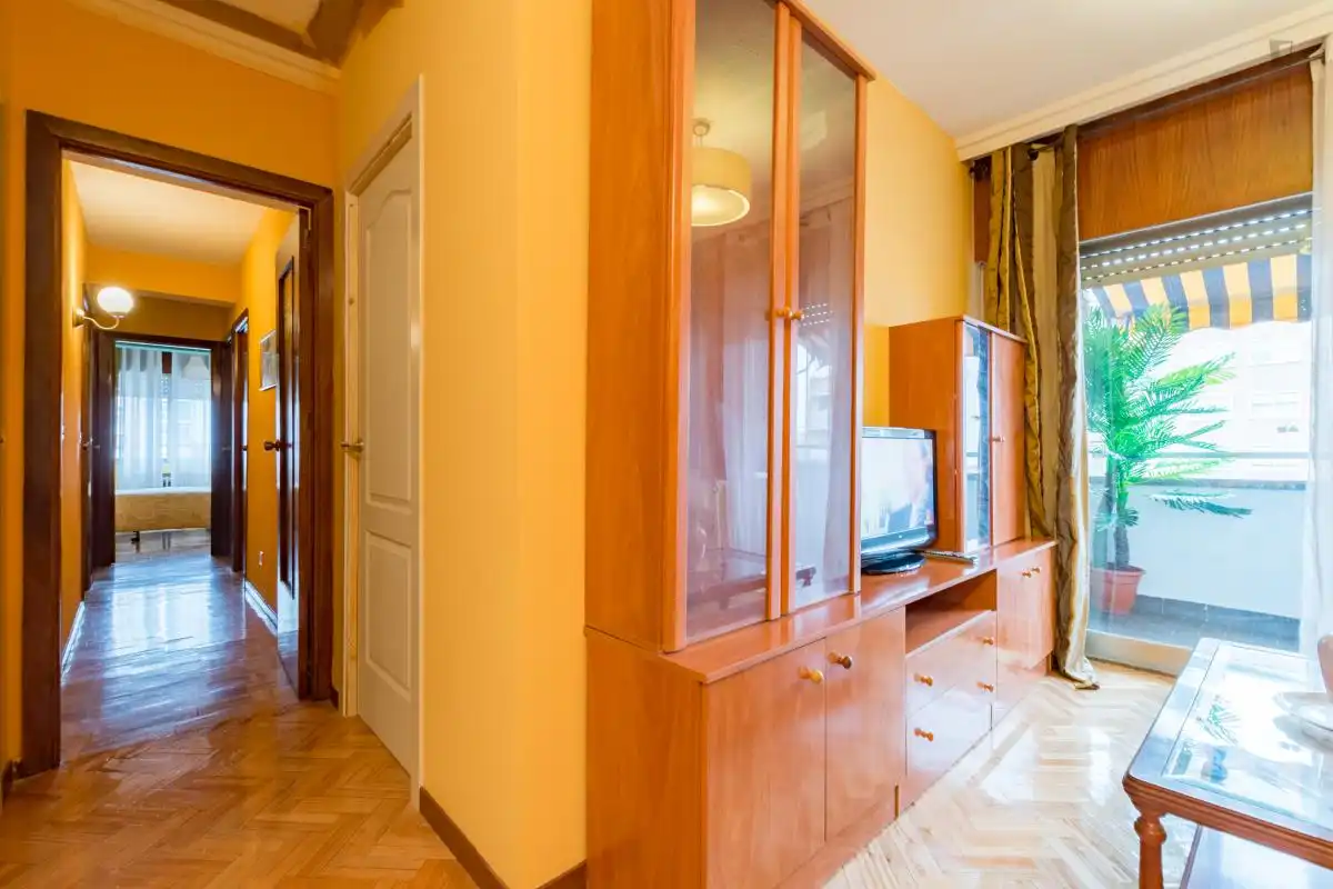 Room in Caballería Española