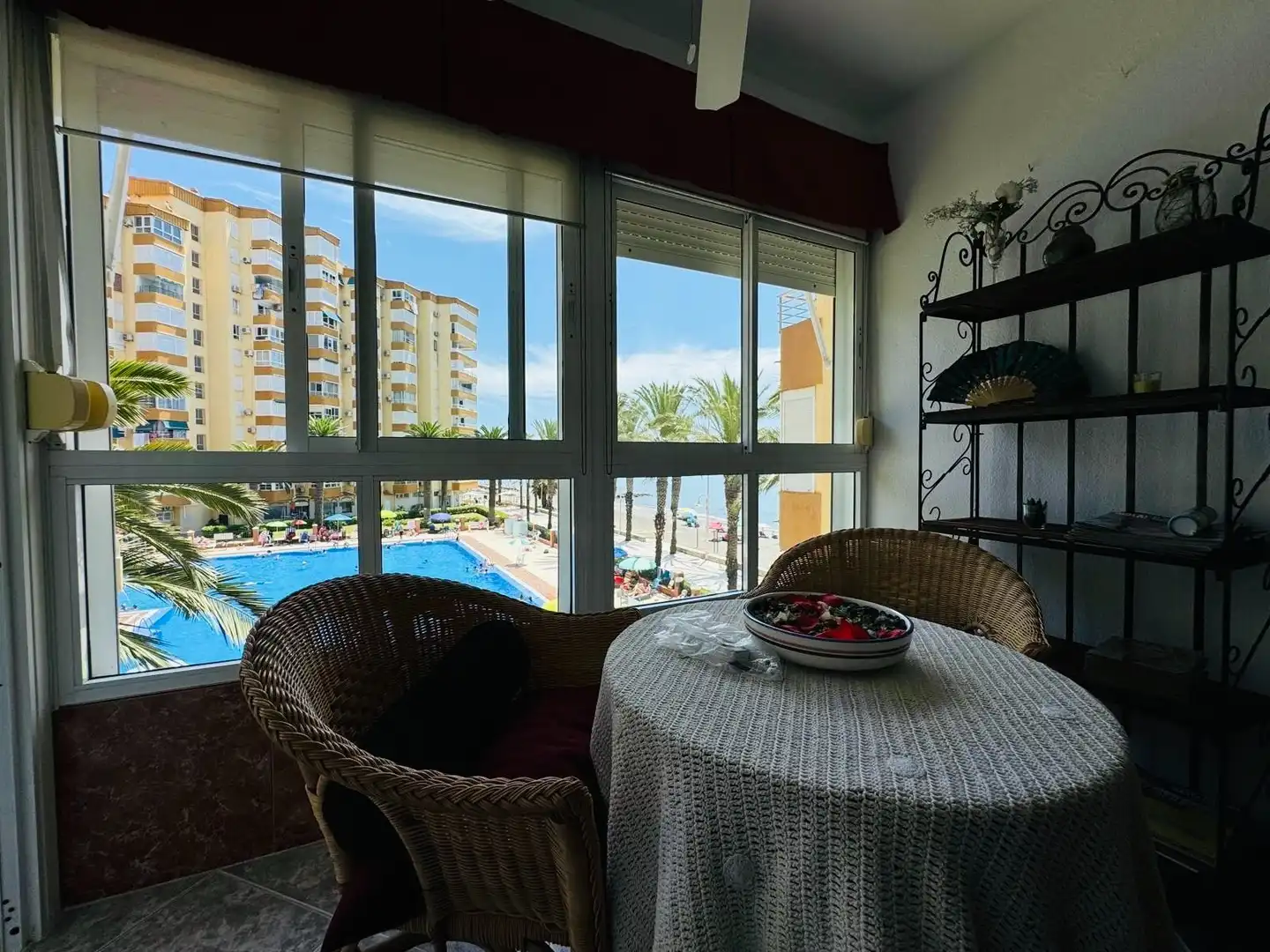 Dormitori de Pis en venda en Algarrobo amb Piscina comunitària