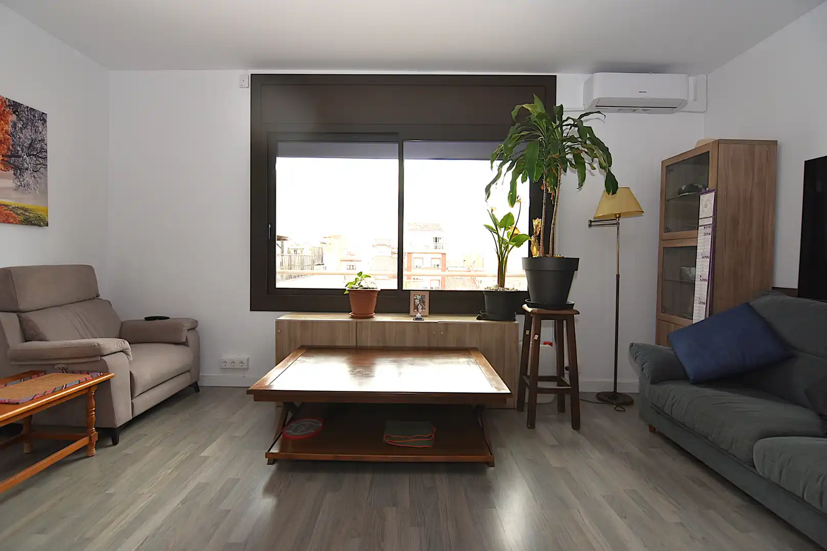 Sala de estar de Piso en venta en El Masnou con Aire acondicionado, Calefacción y Parquet