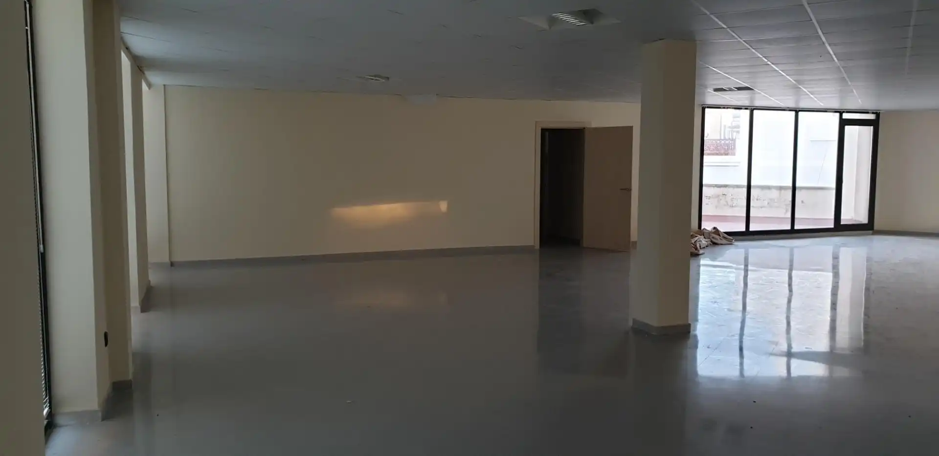 Local commercial à vendre à El Perelló, imagen 4