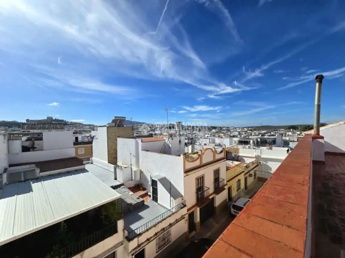 Exterior view of Detached homes for sale in Morón de la Frontera  with Air Conditioner and Balcony