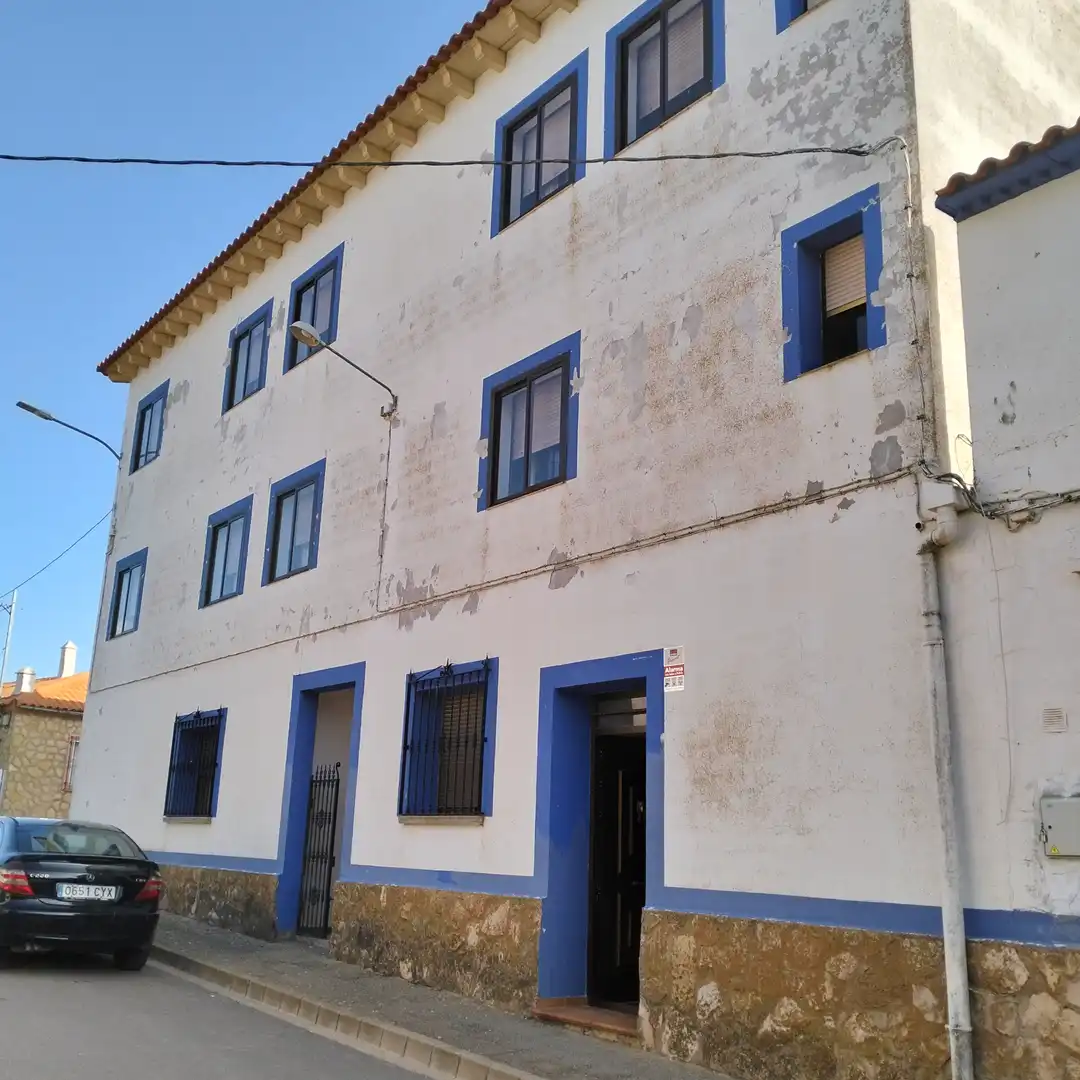 Buildings for sale in El Bonillo
