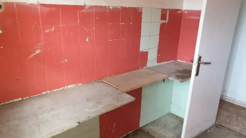 Kitchen of Flat for sale in Girona