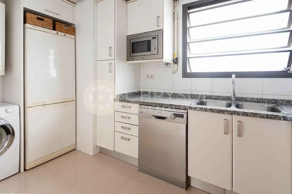 Kitchen of Flat for sale in Barcelona  with Air Conditioner, Heating and Private garden