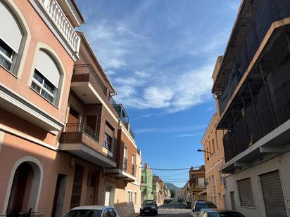 Vista exterior de Casa o xalet en venda en Polinyà de Xúquer amb Aire condicionat i Terrassa