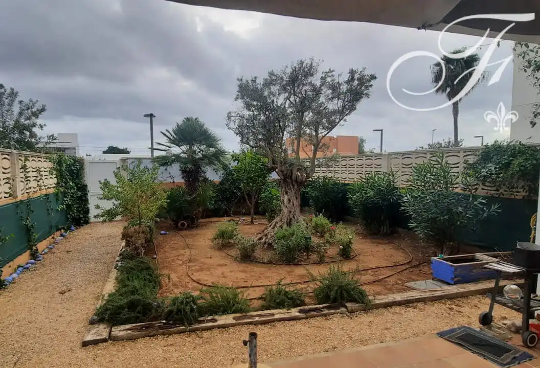 Jardín de Casa adosada de alquiler en Sant Josep de sa Talaia con Jardín privado, Terraza y Amueblado