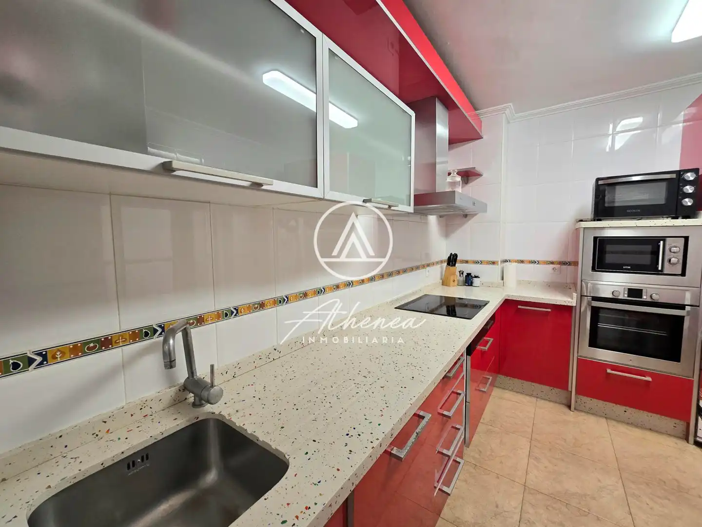Cocina de Piso en venta en Roquetas de Mar con Amueblado, Horno y Microondas