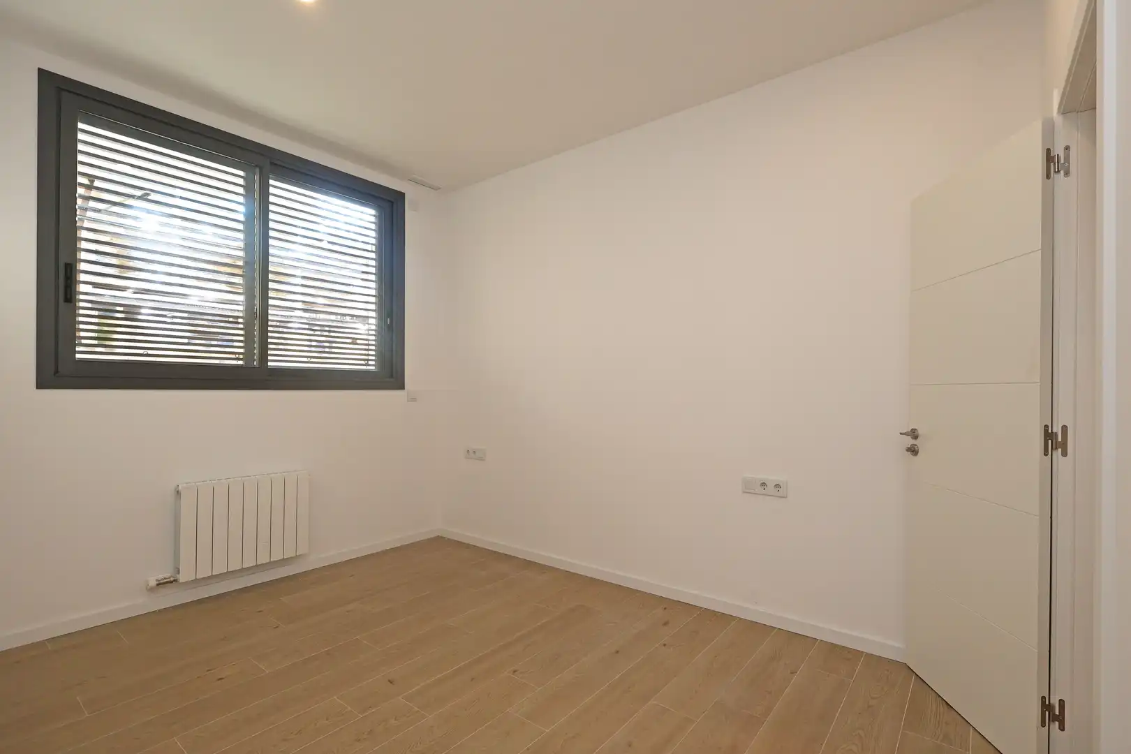 Schlafzimmer von Erdgeschoss zum Verkauf in L'Hospitalet de Llobregat mit Terrasse und Abstellraum