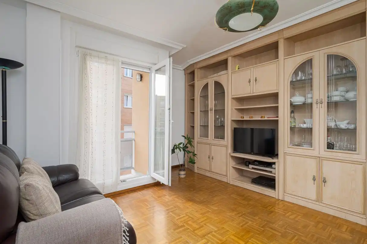 Sala de estar de Piso en venta en Donostia - San Sebastián  con Calefacción y Trastero