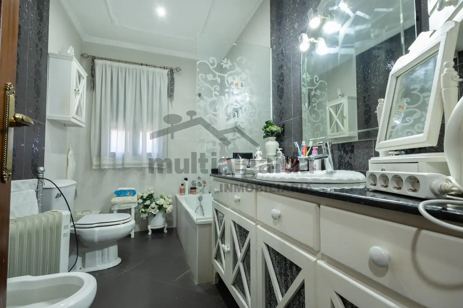 Bathroom of Country homes for sale in Sanlúcar de Barrameda  with Private garden and Storage room