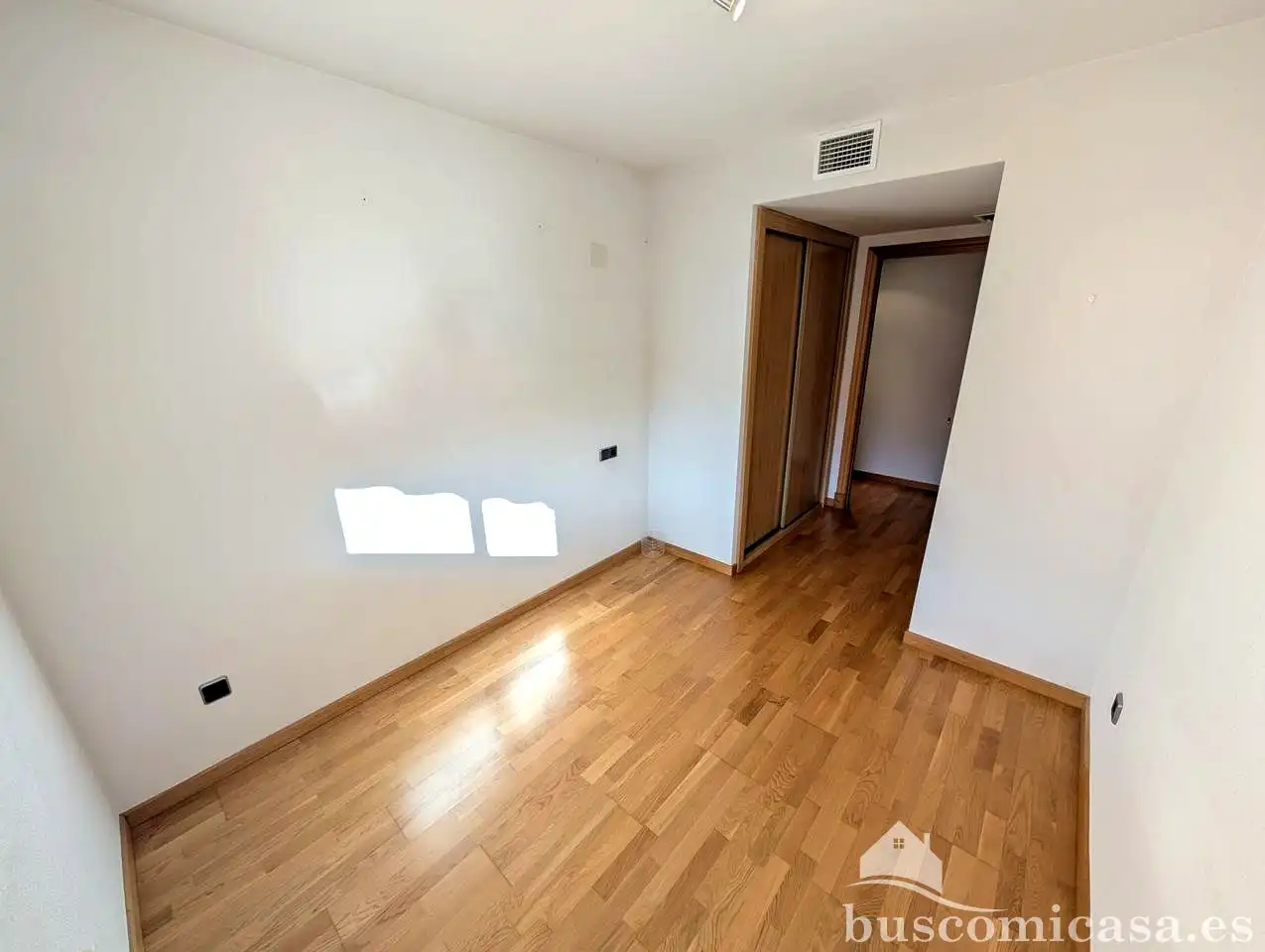 Habitación de Piso en venta en Linares con Aire acondicionado, Calefacción y Balcón