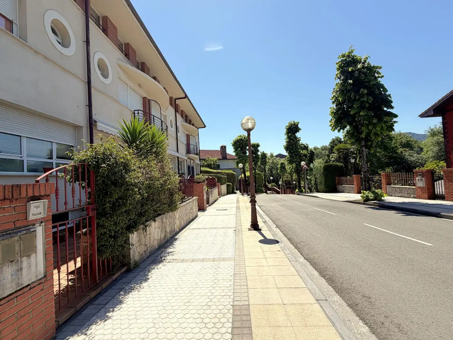 Exterior view of Detached homes for sale in Lasarte-Oria  with Heating, Private garden and Parquet flooring