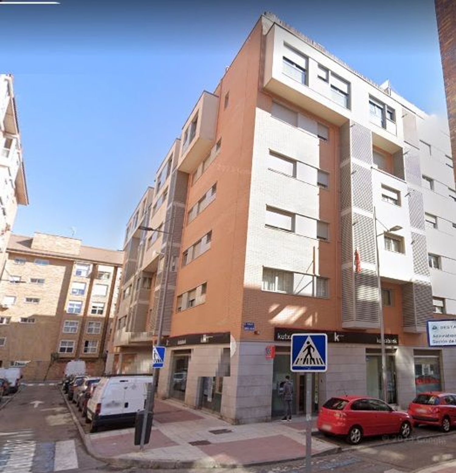 Exterior view of Garage for sale in Parla