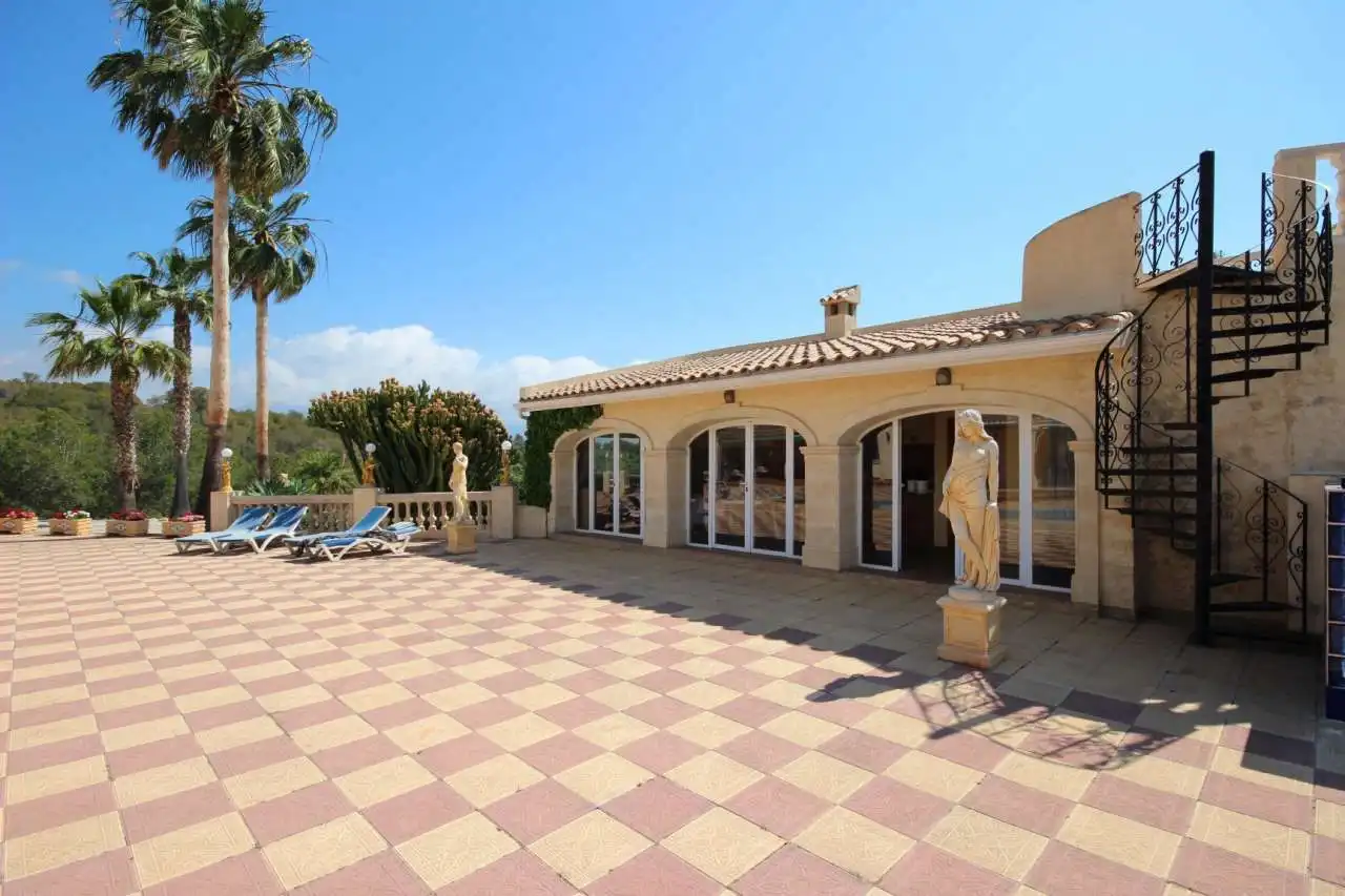 Garden of Houses for sale in L'Alfàs del Pi  with Air Conditioner, Private garden and Terrace