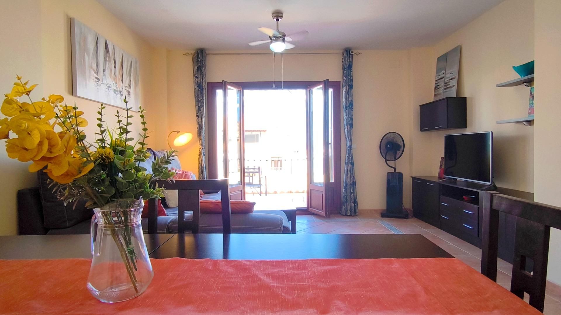Sala d'estar de Àtic en venda en Ayamonte amb Aire condicionat, Jardí privat i Terrassa