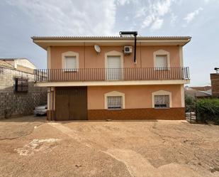 Exterior view of House or chalet for sale in  Córdoba Capital  with Air Conditioner and Terrace