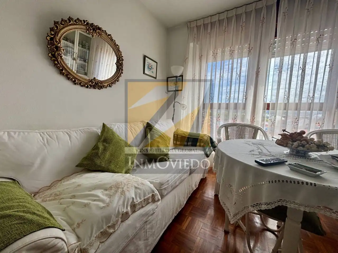 Living room of Flat for sale in Avilés  with Heating, Parquet flooring and Terrace