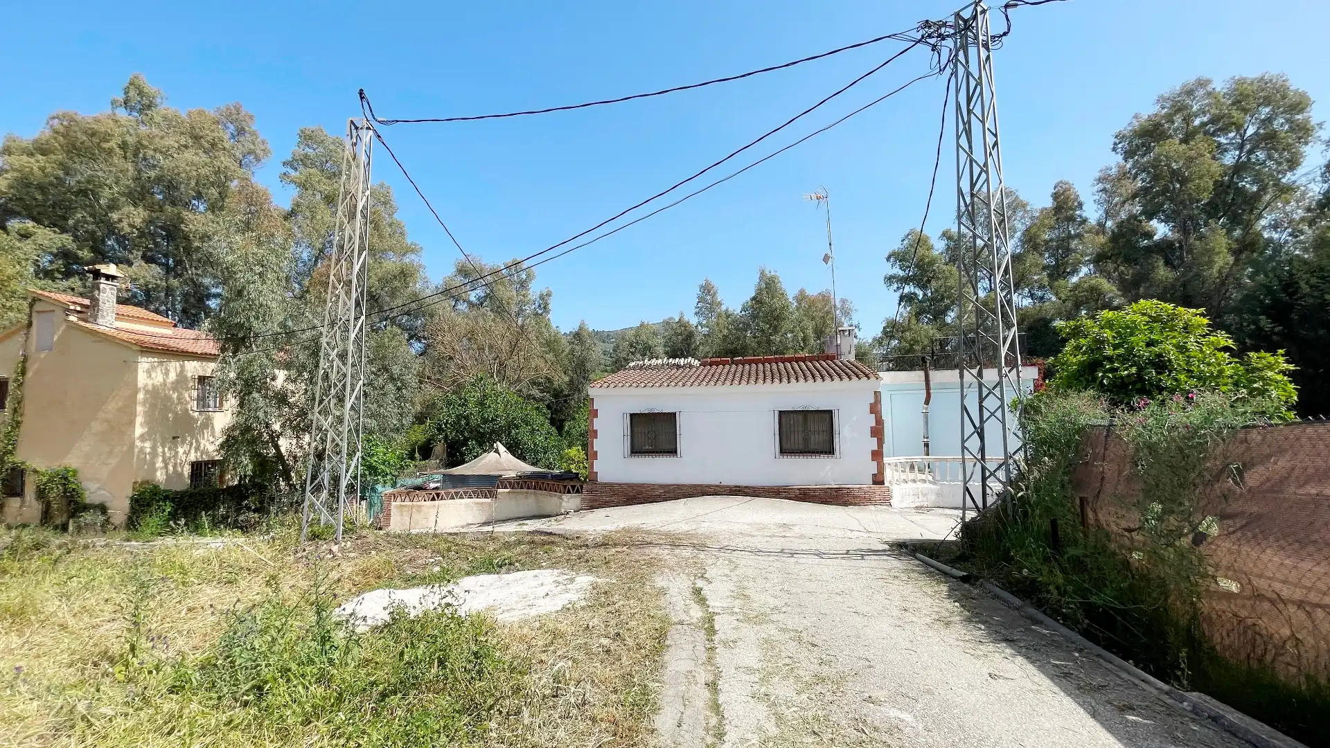 Exterior view of Houses for sale in Guaro