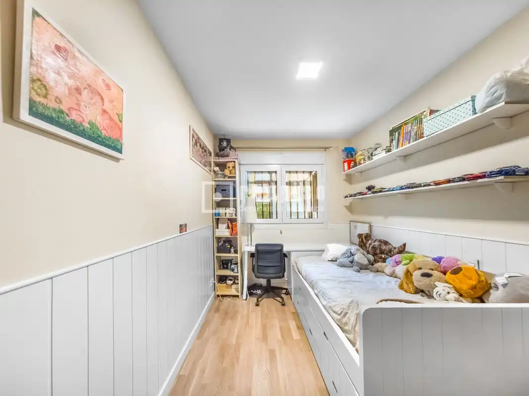 Habitación de Piso en venta en Rivas-Vaciamadrid con Aire acondicionado, Calefacción y Jardín privado