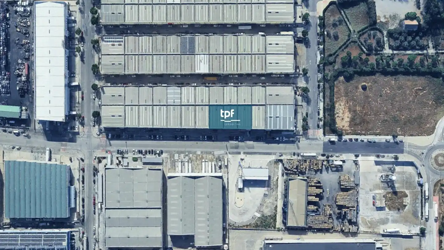 Industrial building to rent in Avinguda dels Fusters, imagen 15