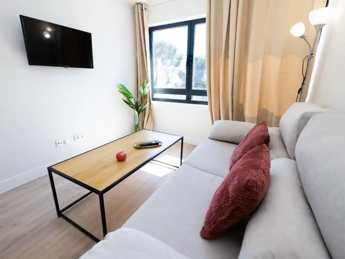 Sala de estar de Apartamento de alquiler en Madrid con Aire acondicionado y Amueblado