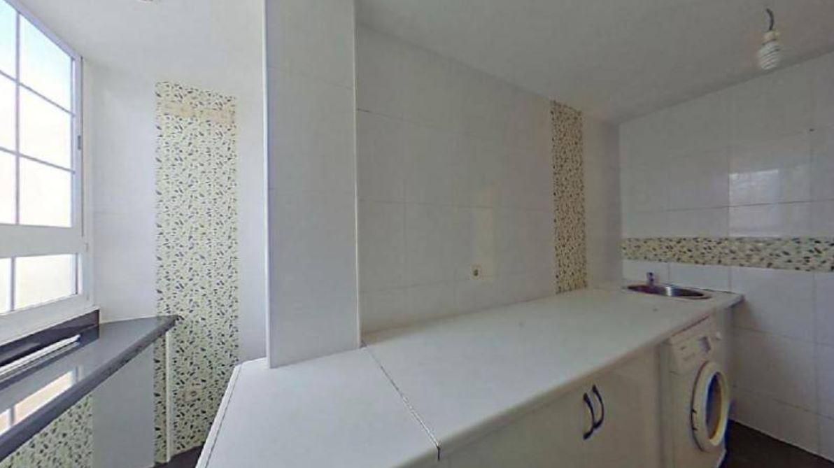 Bathroom of Flat for sale in Móstoles