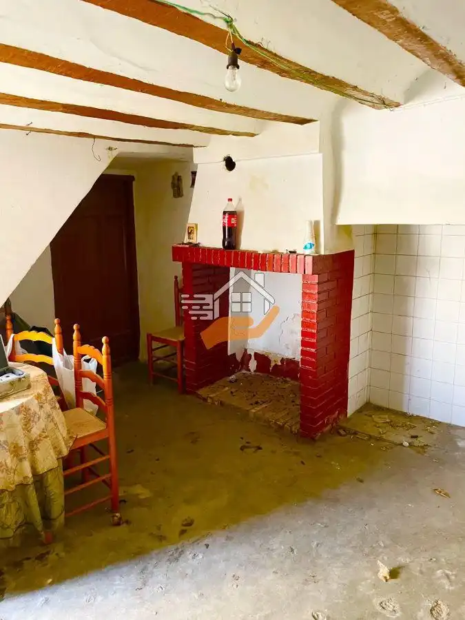 Casa adosada en venda en María