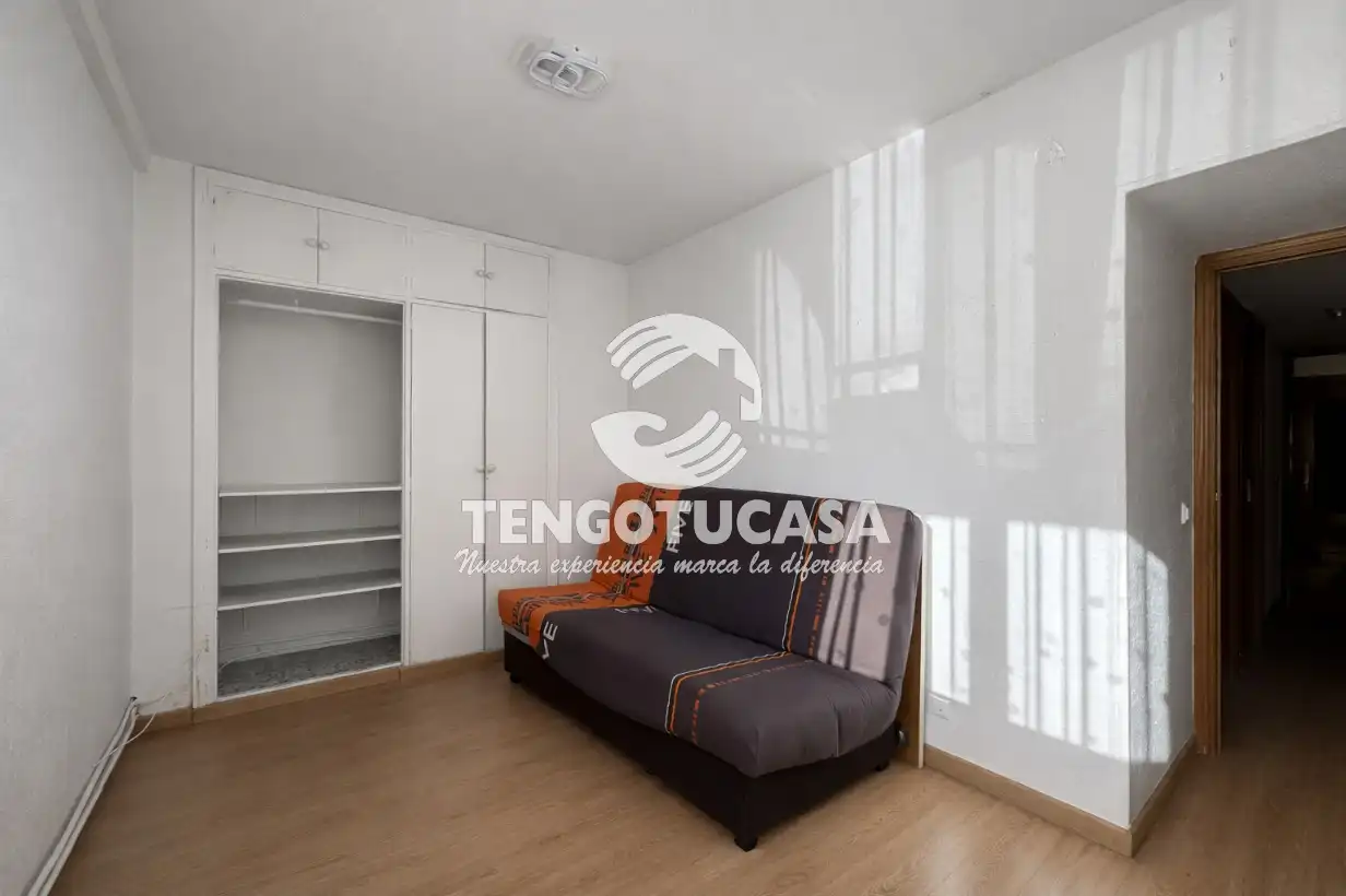 Piso en venta en Calle San Herculano, Canillejas