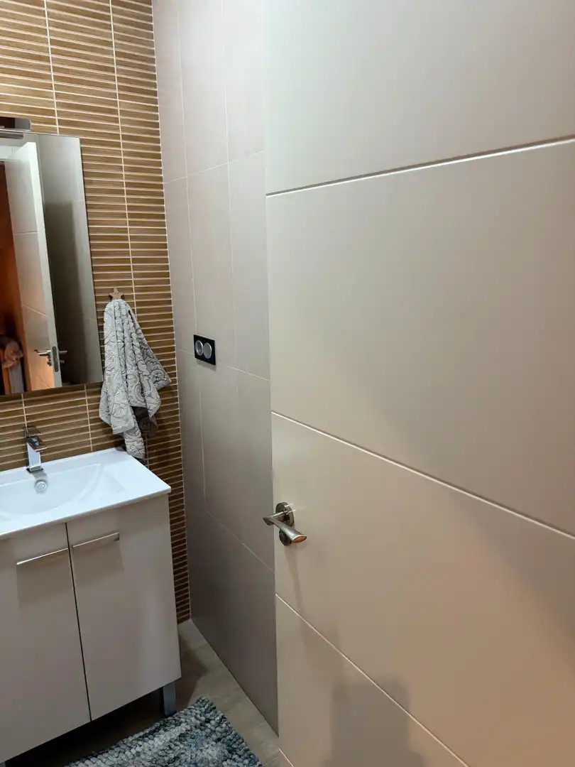 Bany de Casa adosada en venda en Mocejón amb Aire condicionat, Jardí privat i Terrassa
