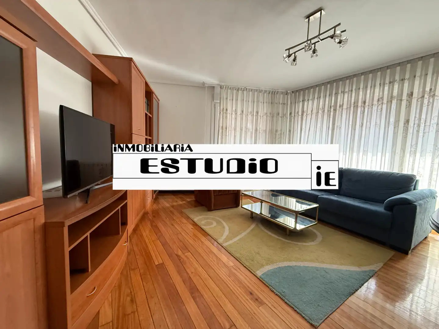 Sala de estar de Piso en venta en Bilbao  con Calefacción, Terraza y Amueblado