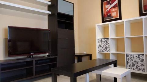 Foto 2 de Casa adosada en venda a Doctor Francisco Cobos, Centro, San Fernando