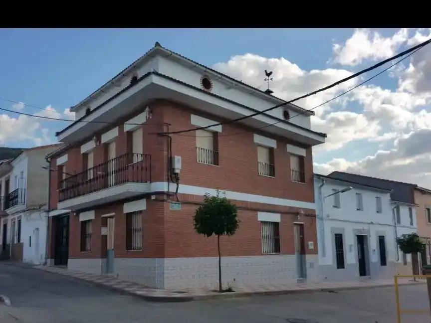 Vista exterior de Piso en venta en Siruela con Aire acondicionado, Amueblado y Balcón