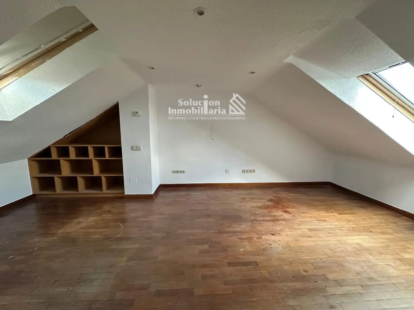 Casa adosada en venta en Cabrerizos con Calefacción, Terraza y Piscina