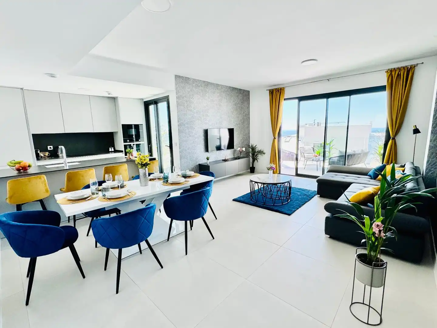 Apartament amb terrassa en venda a 8 DE MARZO 1, imagen 5