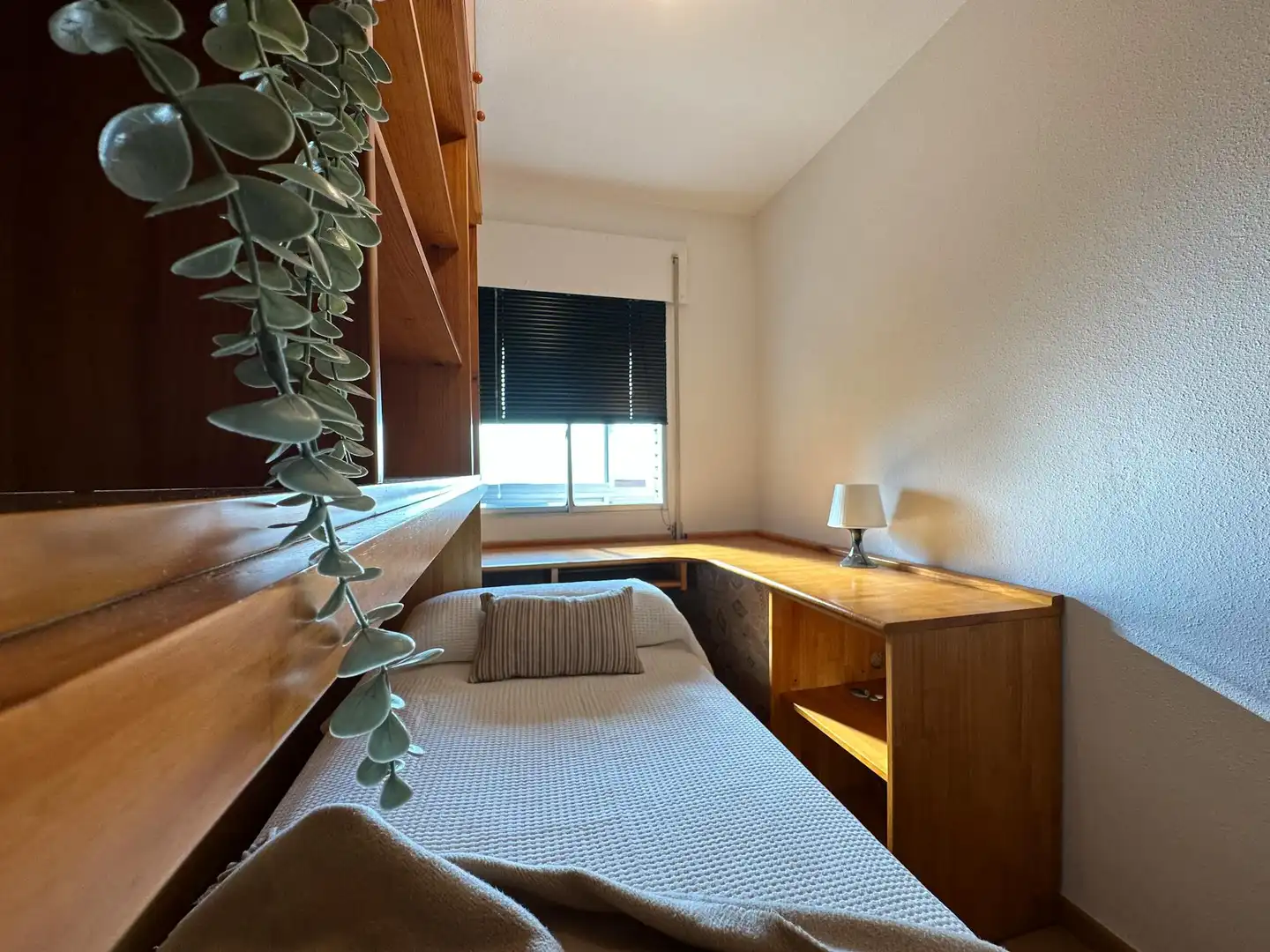 Bedroom of Flat for rent in Madrid  with Air Conditioner, Heating and Private garden