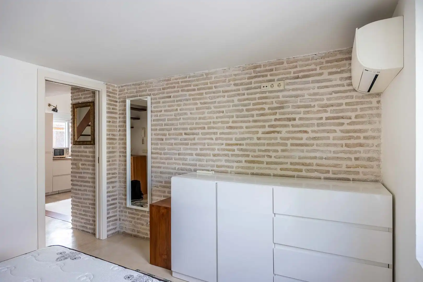 Bedroom of Duplexes for rent in Sevilla  with Air Conditioner, Heating and Terrace