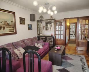 Living room of Flat for sale in Vigo   with Heating, Terrace and Storage room