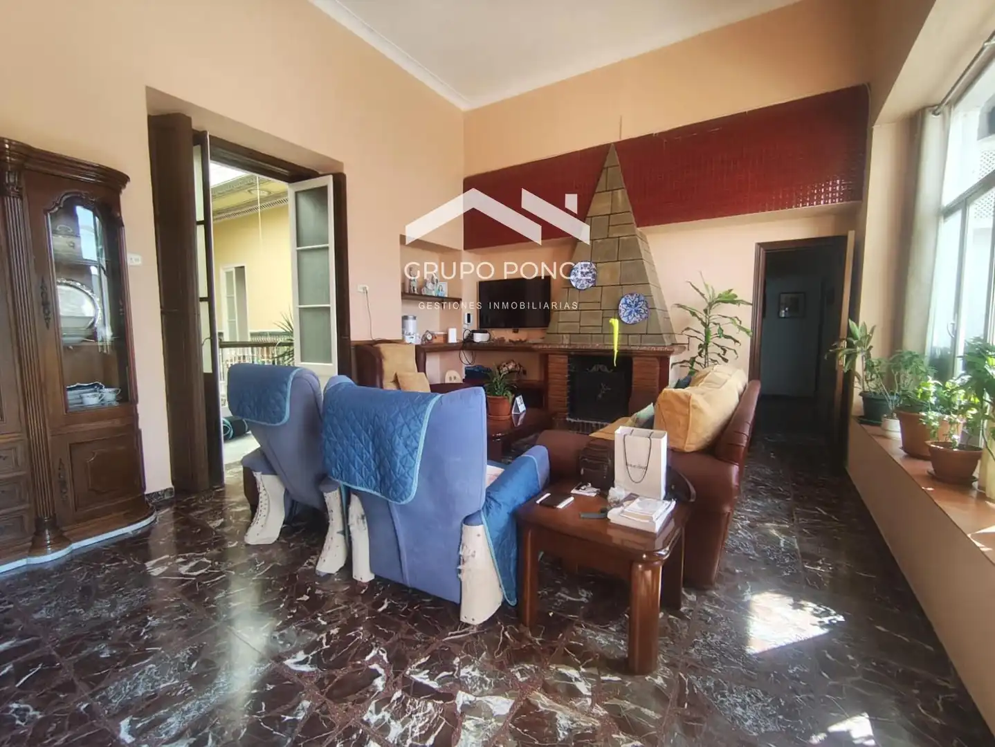 Sala d'estar de Edifici en venda en Puerto Real