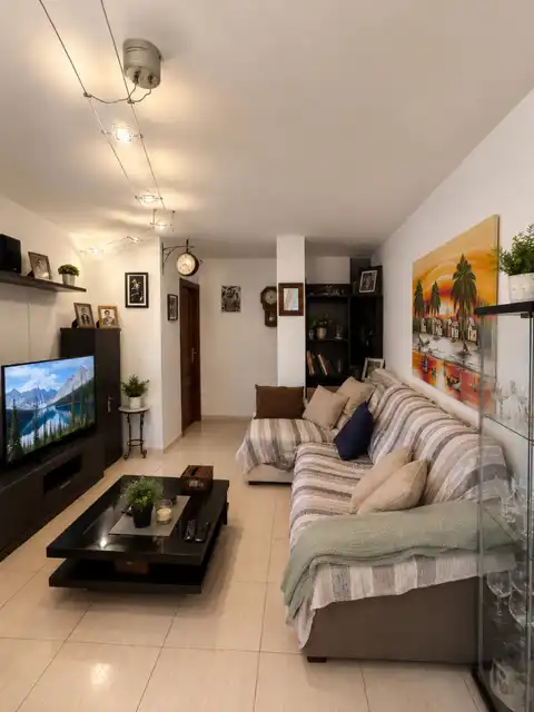 Sala de estar de Piso en venta en Los Realejos con Terraza, Trastero y Amueblado