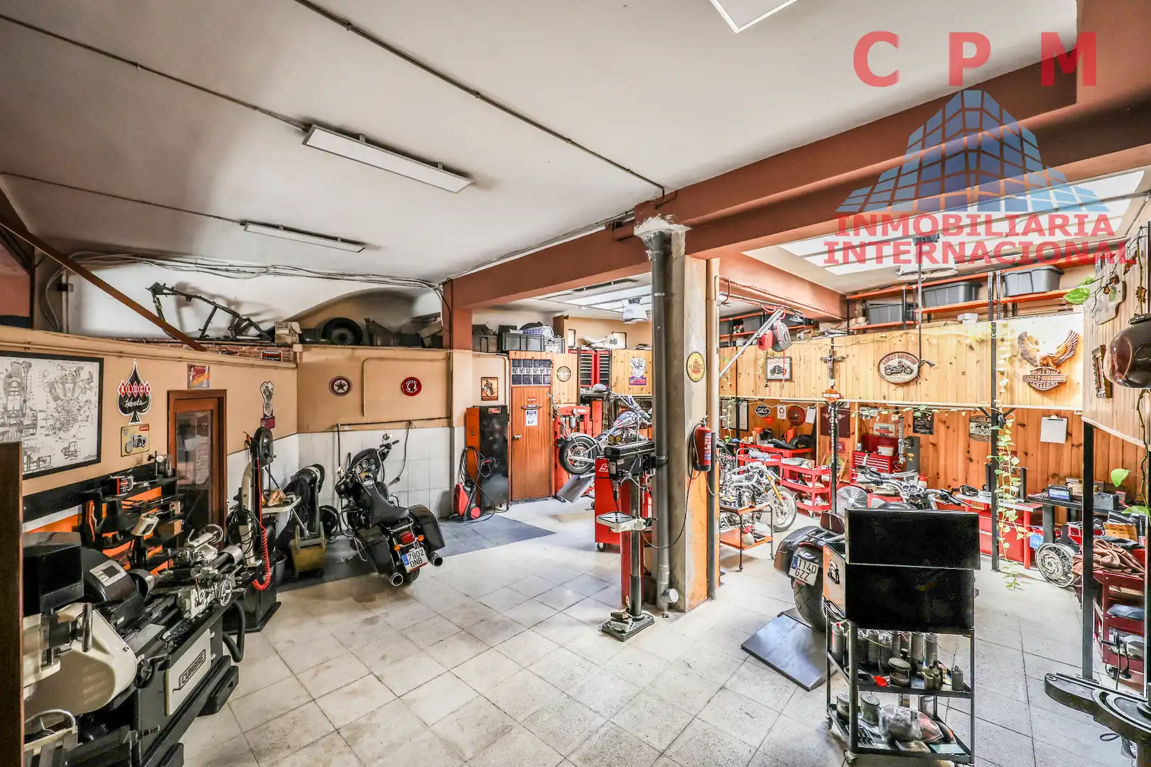 Nave industrial en venta en Tetuán