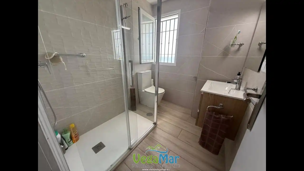 Badezimmer von Haus oder Chalet zur Miete in Almuñécar